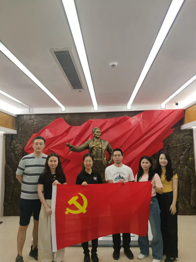 风雨砺初心 红色忆先烈 红色研学活动